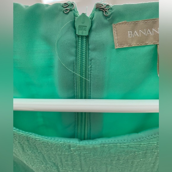Banana Republic Green Peplum Top - Picture 3 of 12